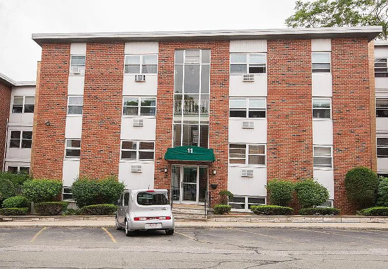 11 Commonwealth Ct #7A — Photo 12