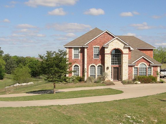 2nd image of 2737 Lake View Dr