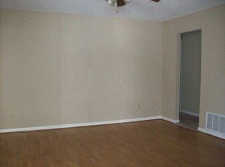 7040 Williamsburg Ct, Irvington, AL 36544