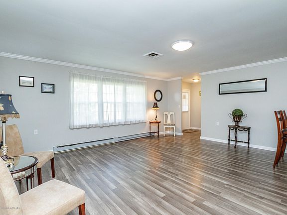 2nd image of 1134B Argyll Cir #1002