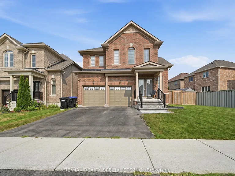 120 Milby Cres — Photo 1