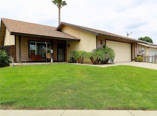 10569 Bergerac Ln, Jurupa Valley, CA 91752