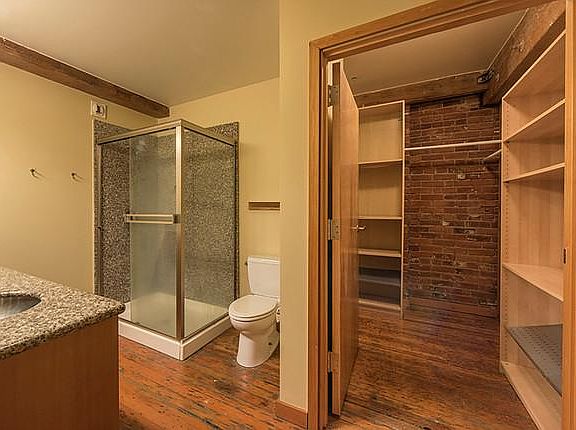 2nd image of 2125 Commerce St #803
