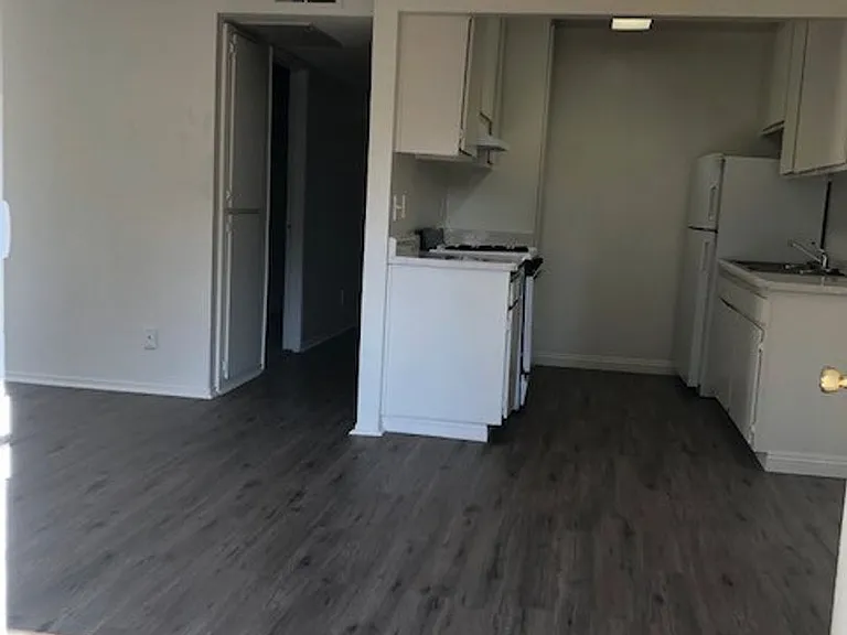 Sierra View — Photo 13