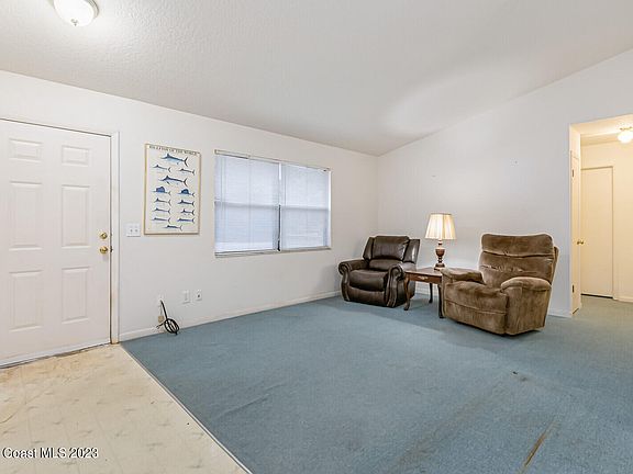 2nd image of 1019 Wyoming Dr SE