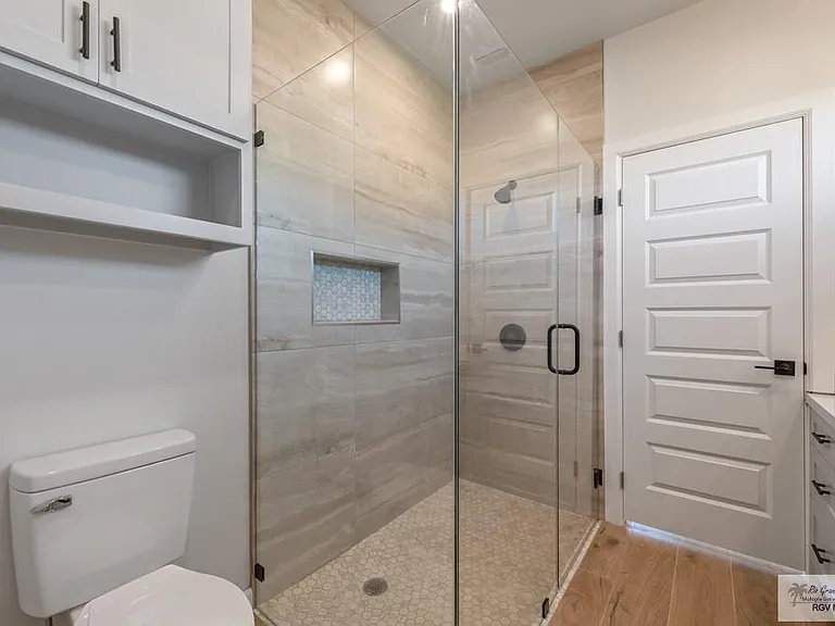 5320 Oakley St — Photo 17