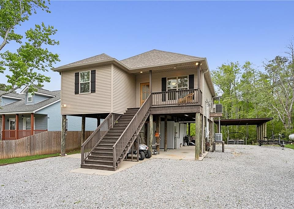 1st image of 18313 Cusachs Dr
