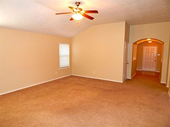2nd image of 1410 Greenwichwood Ln