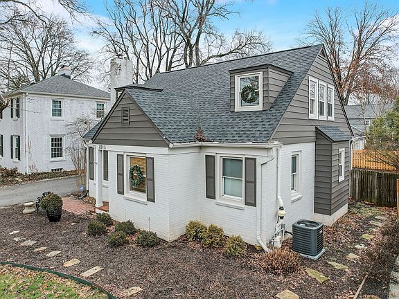 4th image of 7015 N Park Ave