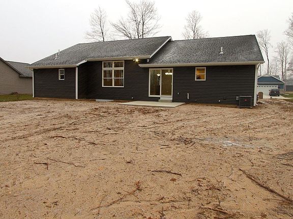3rd image of 2511 Tulip Blvd