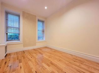 408 W 44th St #G, New York, NY 10036