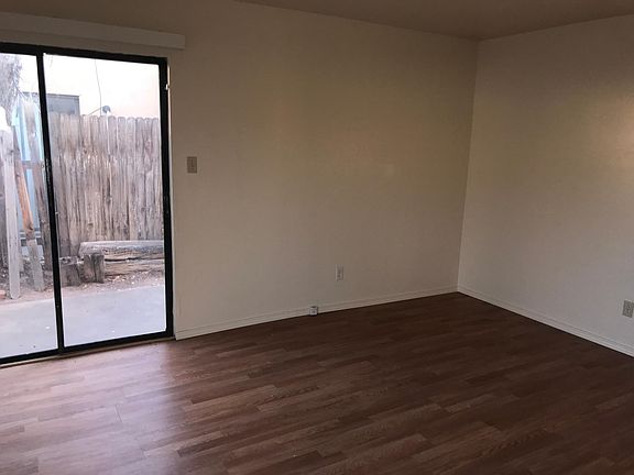 5th image of 1301 Dickerson Dr SE APT D
