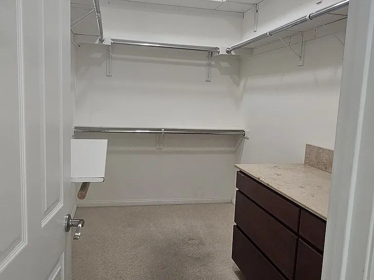 10 Champagne Cir — Photo 12