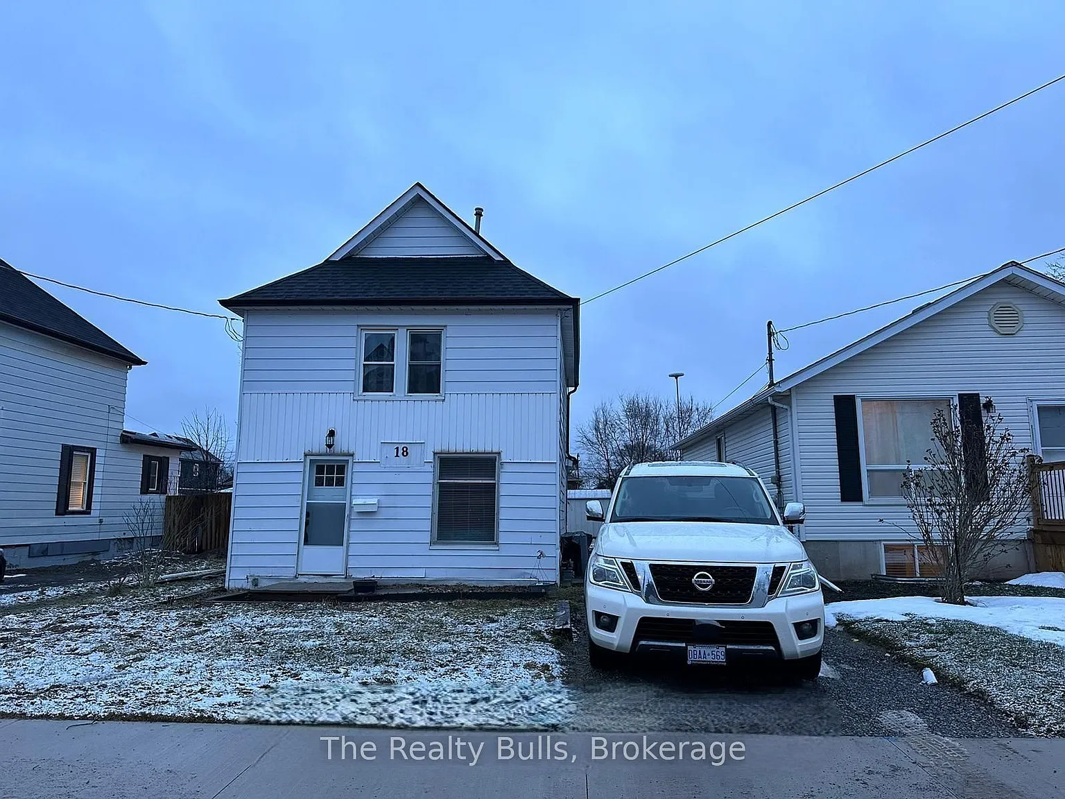 3 bed, $1,699 — Photo 1