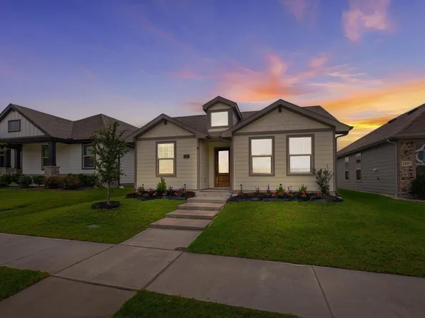 2821 Bursera Ln, Fort Worth, TX 76108