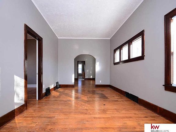 2nd image of 4744 Lafayette Ave