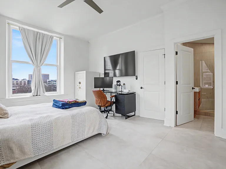 57 Forsyth St NW — Photo 16