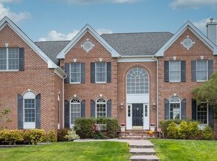 111 Ruest Rd, North Attleboro, MA 02760