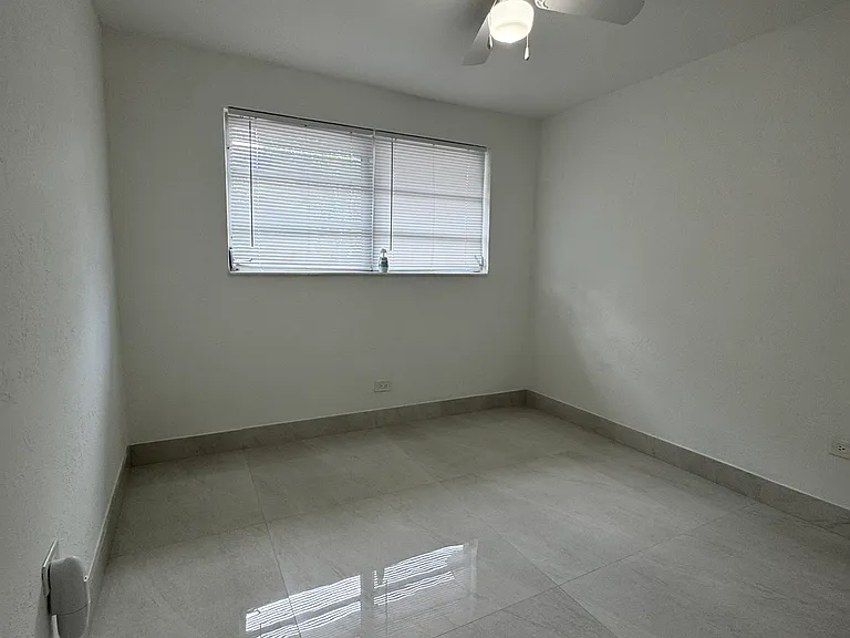 664 Colson Dr — Photo 13