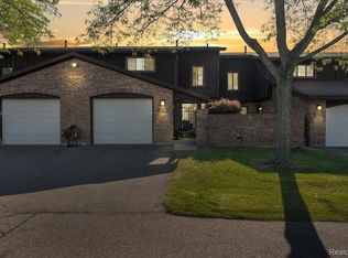 26540 Inkster Rd, Southfield, MI 48033