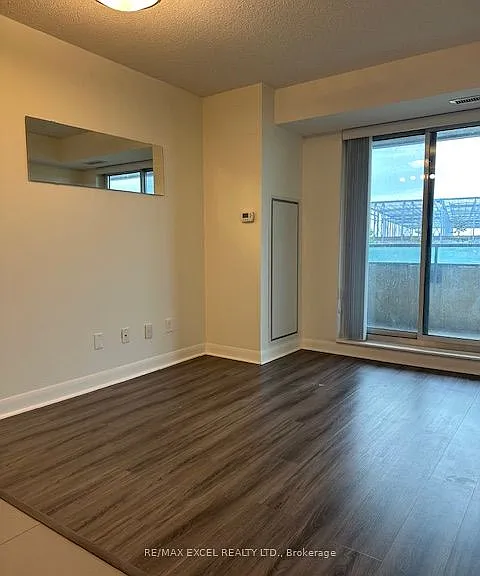 75 Norman Bethune Ave #220 — Photo 18
