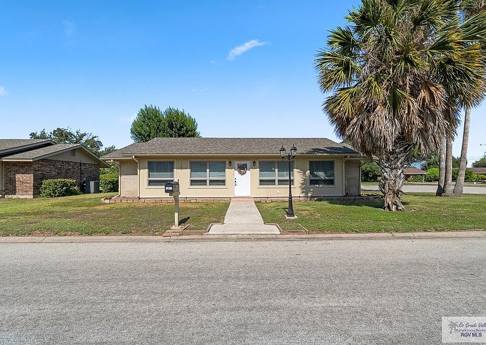 1st image of 1725 Palm Valley Dr W