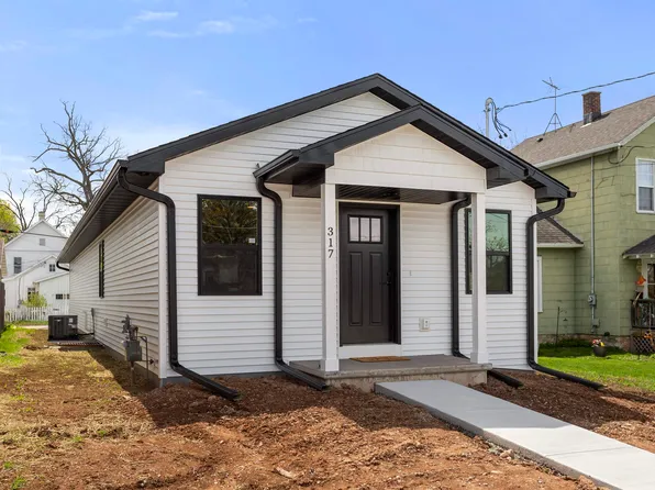 317 Dixon St, Kaukauna, WI 54130