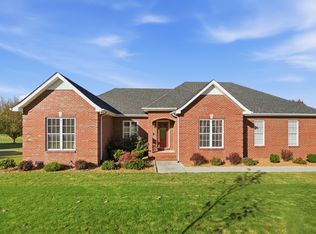 431 Ovoca Lake Rd, Tullahoma, TN 37388