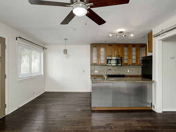 3rd image of 1511 Shoal Creek Blvd E