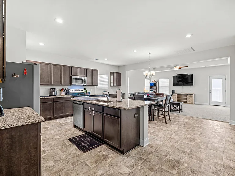 842 Tuscarora Trl — Photo 13