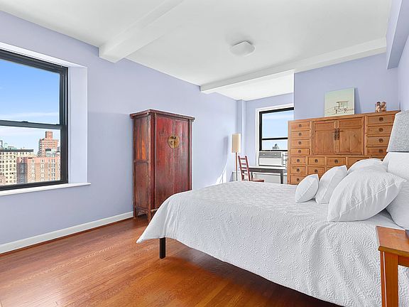 2nd image of 245 W 107th St APT 15G