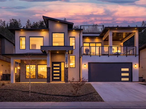 2842 Copper Ridge Dr, West Kelowna, BC V4T 2X6