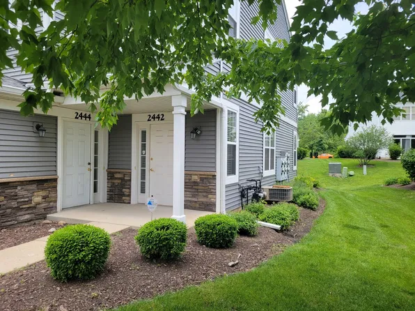 2442 Golf Ridge Cir, Naperville, IL 60563