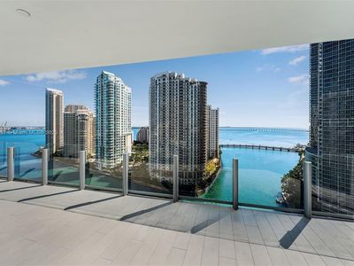 300 Biscayne Boulevard Way #2002, Miami, FL, 33131