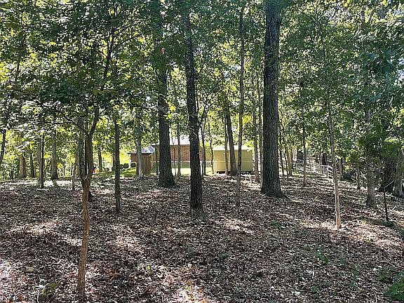4th image of 18 Kenninghall Ln