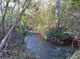 305 Goose Creek Ln, Clarkesville, GA 30523