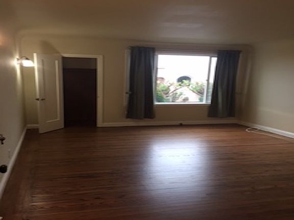 3rd image of 2956 24th Ave