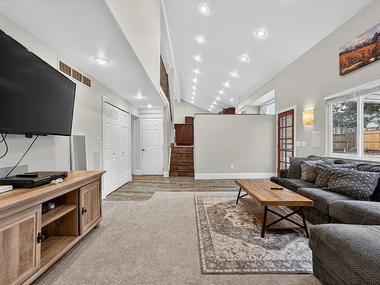 4177 S Reading Way — Photo 9