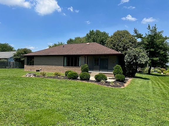 2nd image of 1209 Cedar Ln