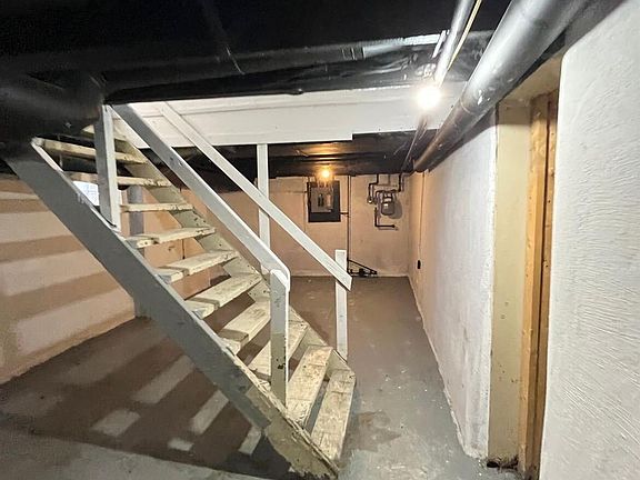 2nd image of 1667 Iliff Ave