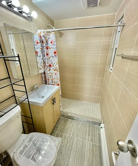 12401 Hillside Ave #3 — Photo 8
