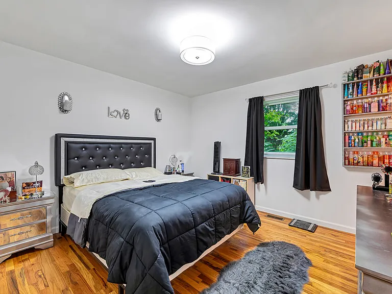 2044 Kingsford Dr — Photo 21