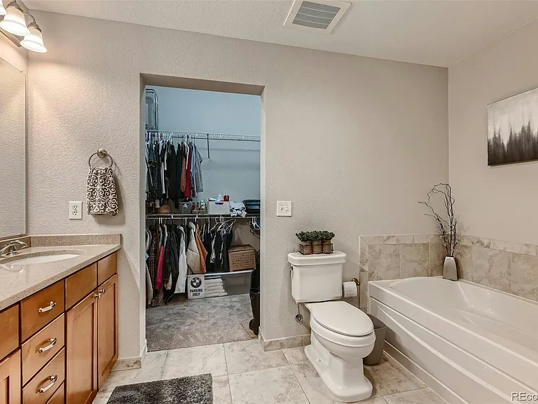 2200 S University Blvd #210 — Photo 5
