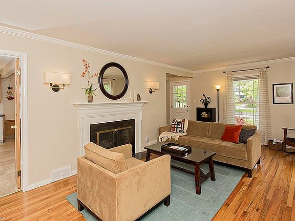 5th image of 19001 Fairmount Blvd