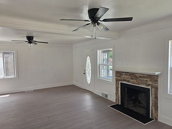 5th image of 4630 Mead St