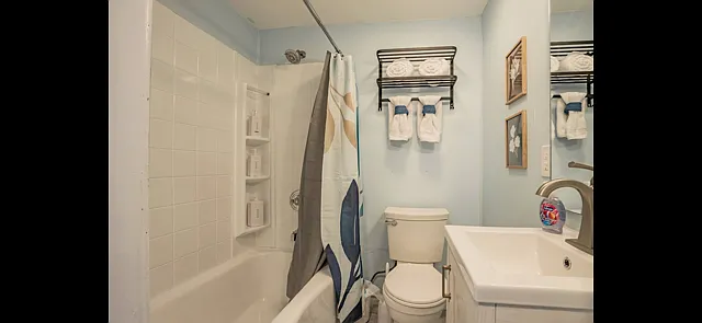2614 W Oregon St — Photo 17