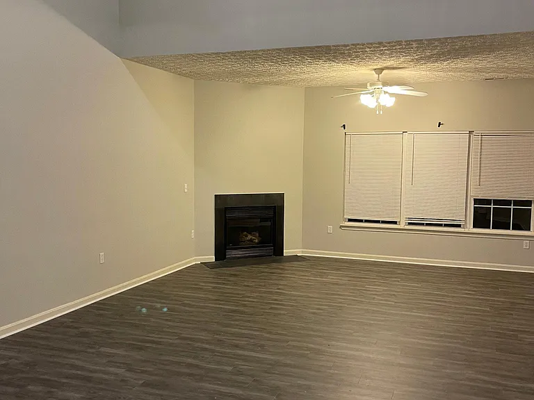 9268 Tournament Dr — Photo 29