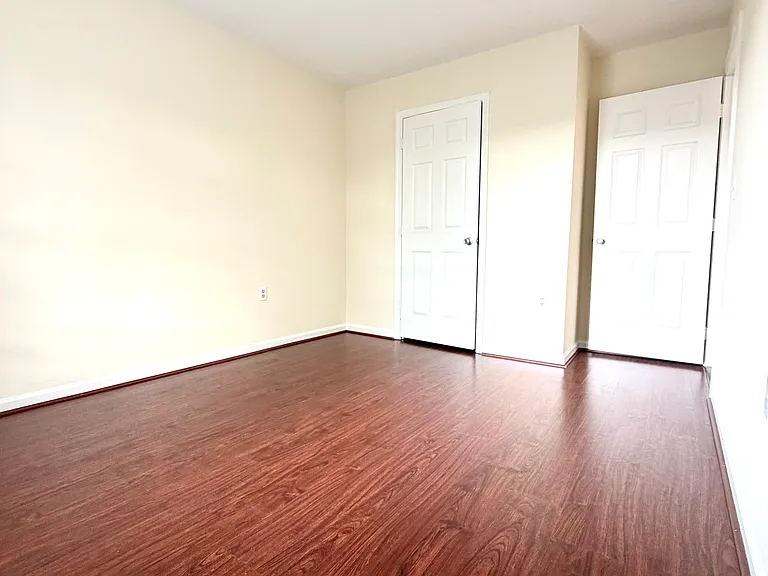 2543 Selkirk Ct — Photo 34