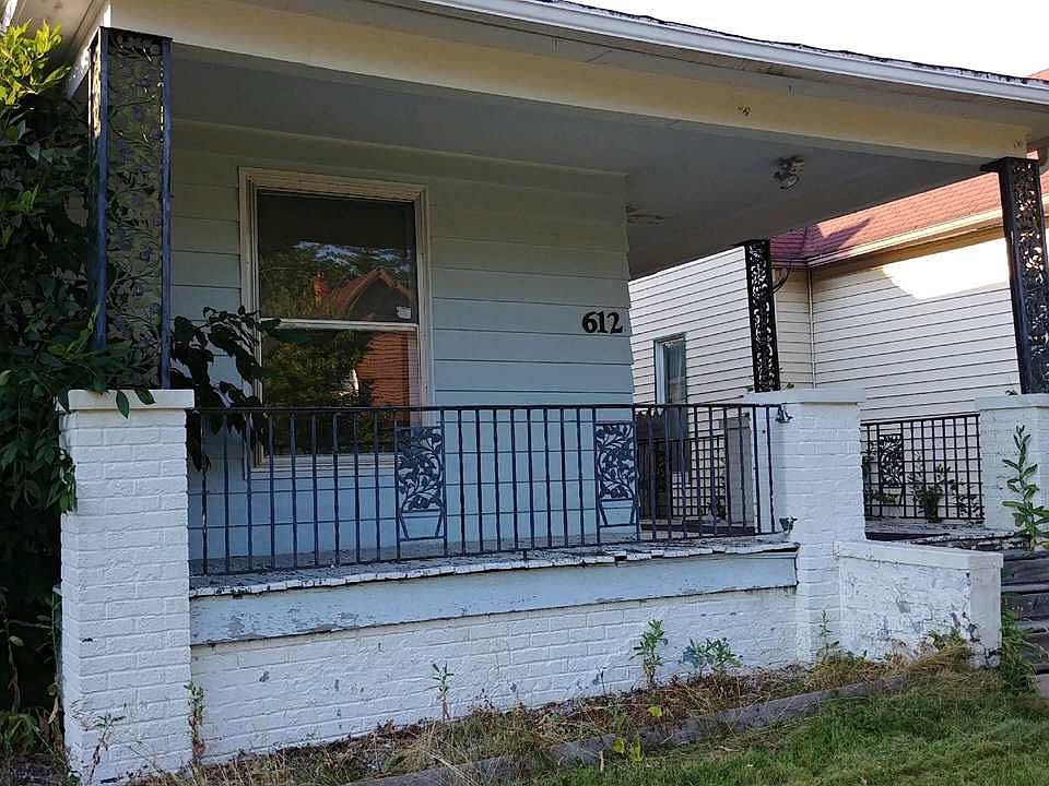2nd image of 612 Kinsmoor Ave