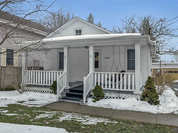 2nd image of 10885 Bodine Rd